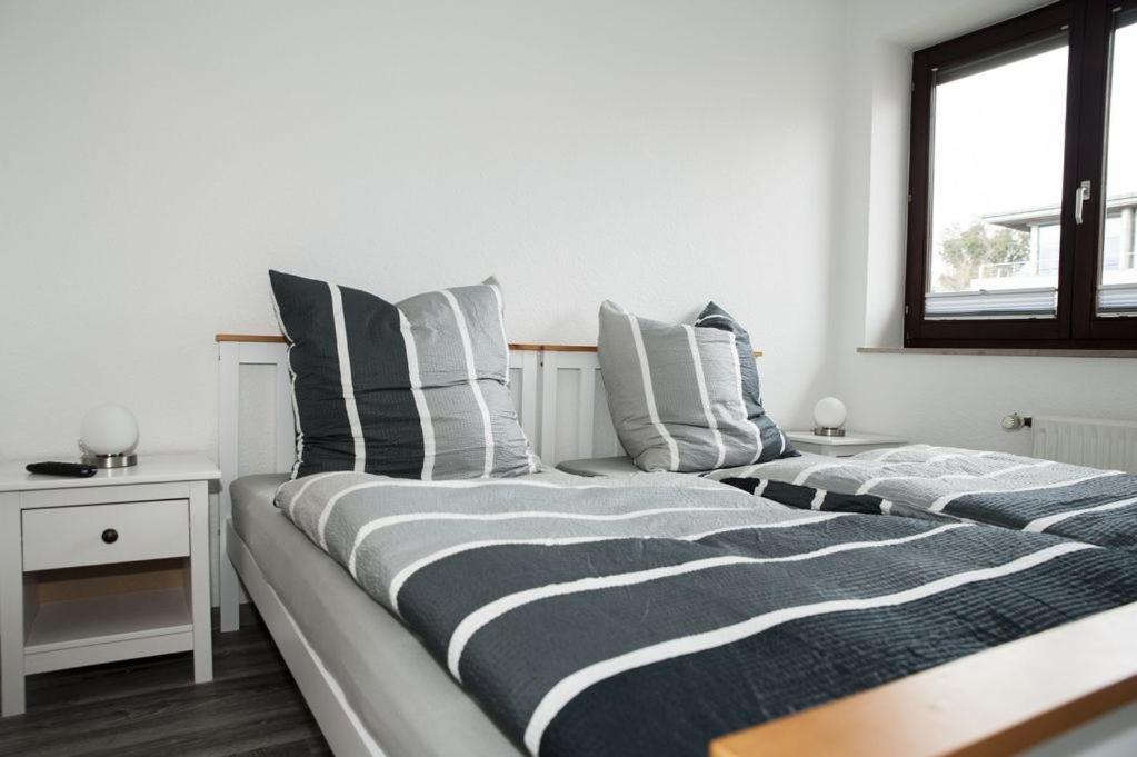 Exklusive Ferienwohnung Mit Balkon, 2 Schlafzimmer Im Haus Sertuerner Айнбек Екстер'єр фото